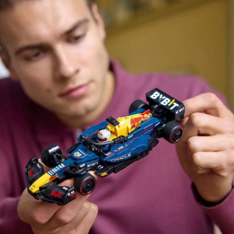 Závodní auto Oracle Red Bull Racing RB20 F1® - Obrázek 6