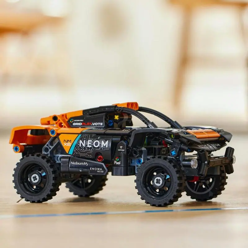 NEOM McLaren Extreme E Race Car - Obrázek 8
